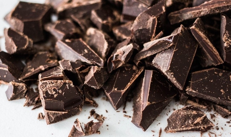 eating for hormone balance dark chocolate