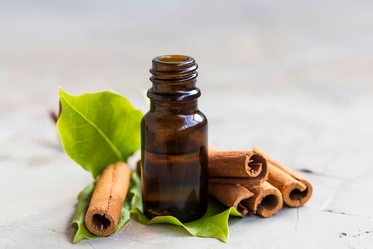 thieves oil for sore throat cinnamon