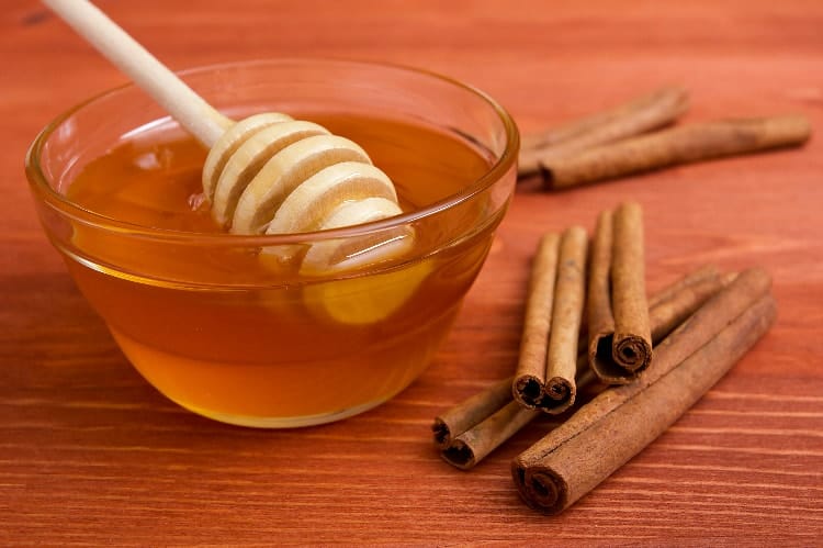 cinnamon for pcos acne with honey