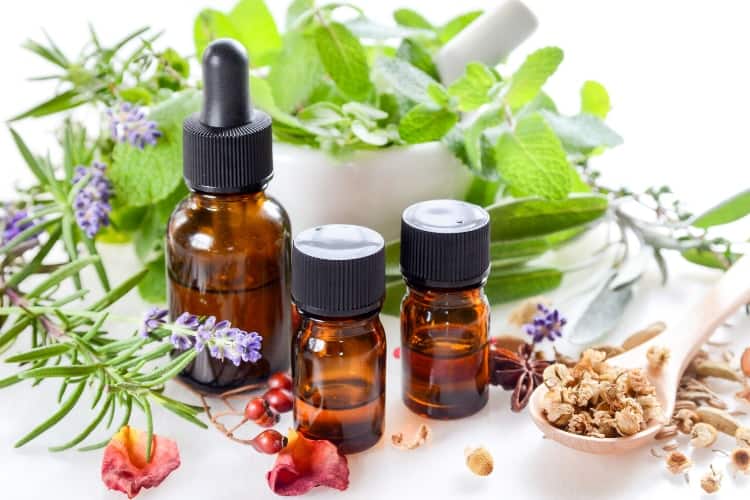 Essential Oil Roller Blends for Menstrual Cramps: Best Store Bought and DIY