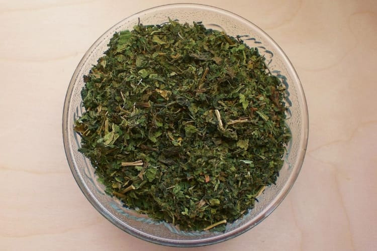 herbs to use in a hormone balancing tea recipe stinging nettle leaf