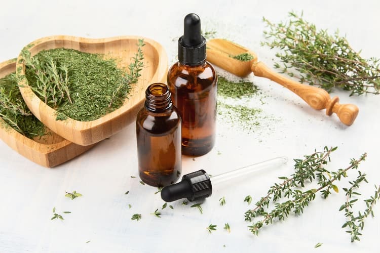 essential oils that help with hormone balance thyme